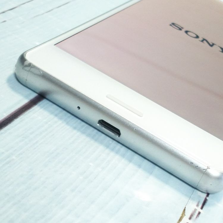 docomo Xperia X Performance SO-04H �ۥ磻�� ����С�  661