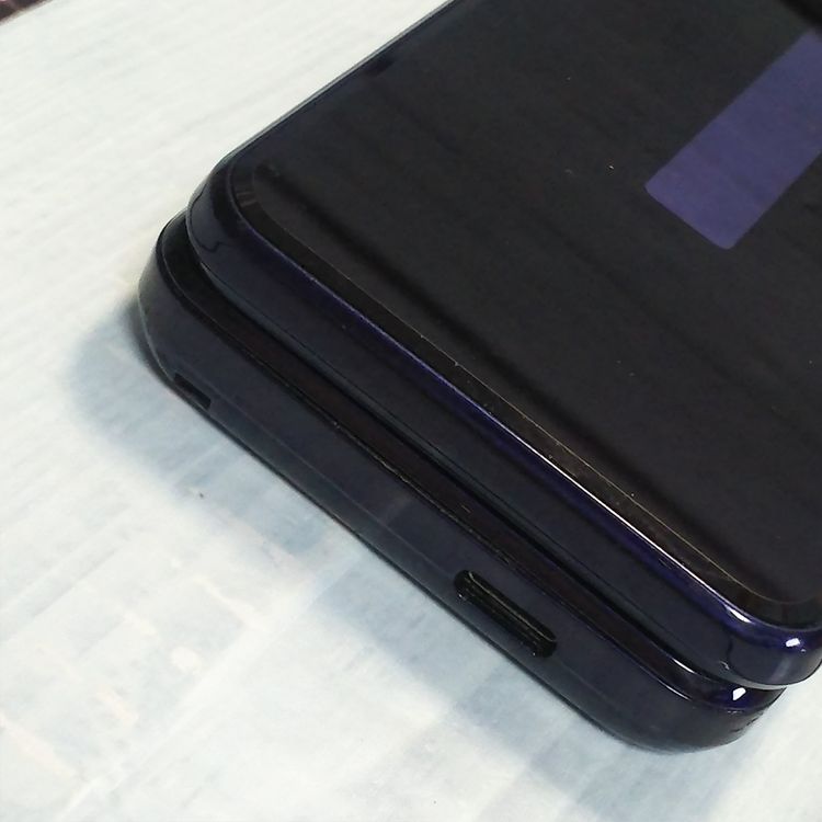 docomo AQUOS SH-01J �֥롼�ͥ��ӡ� SHARP [�����]  313