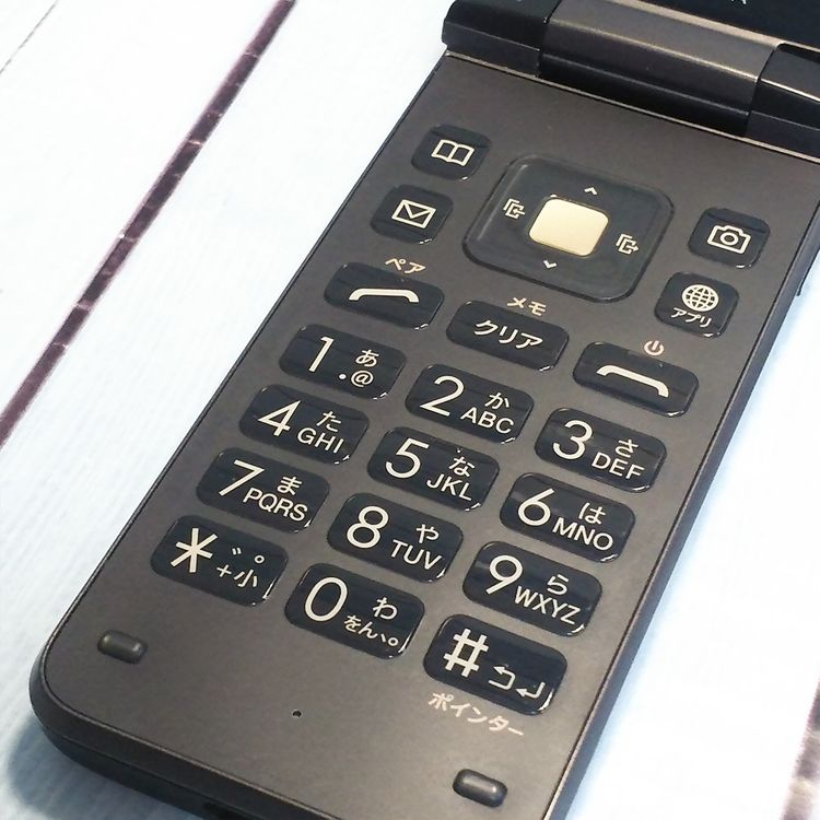 au ������ GRATINA ��[����] �֥�å� KYF39  287