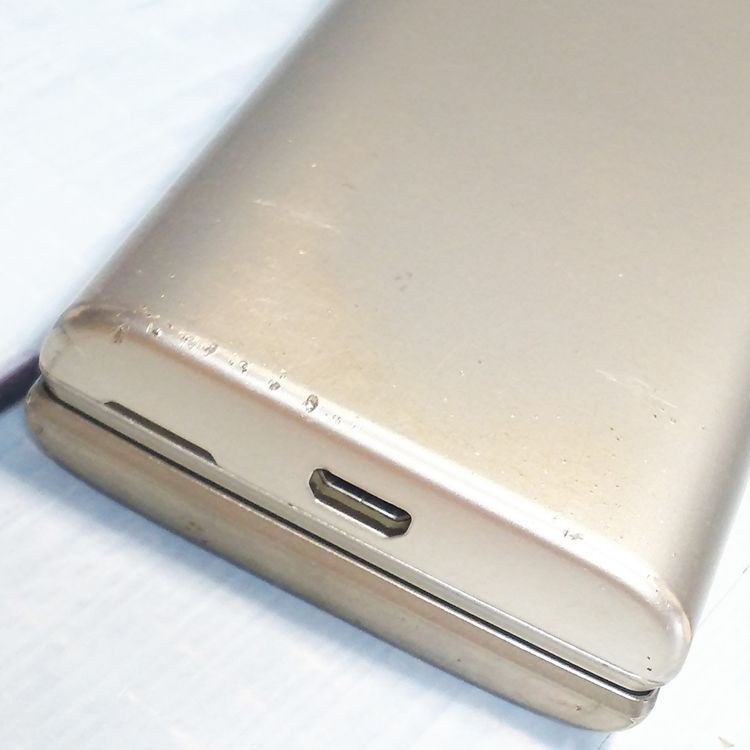 KYOCERA au KYF36 ���󤿤󥱡����� GOLD  973