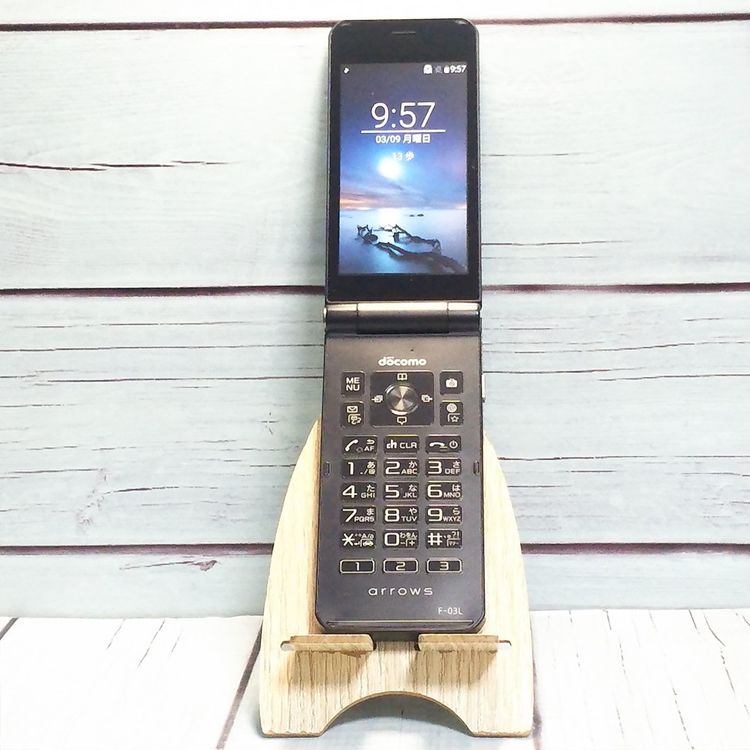 docomo arrows �ٻ��� �������� F-03L �֥�å� [������]  549