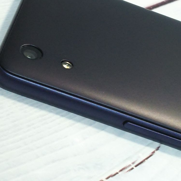 au Qua phone QZ ������ KYV44 ����ǥ���  ���� 978