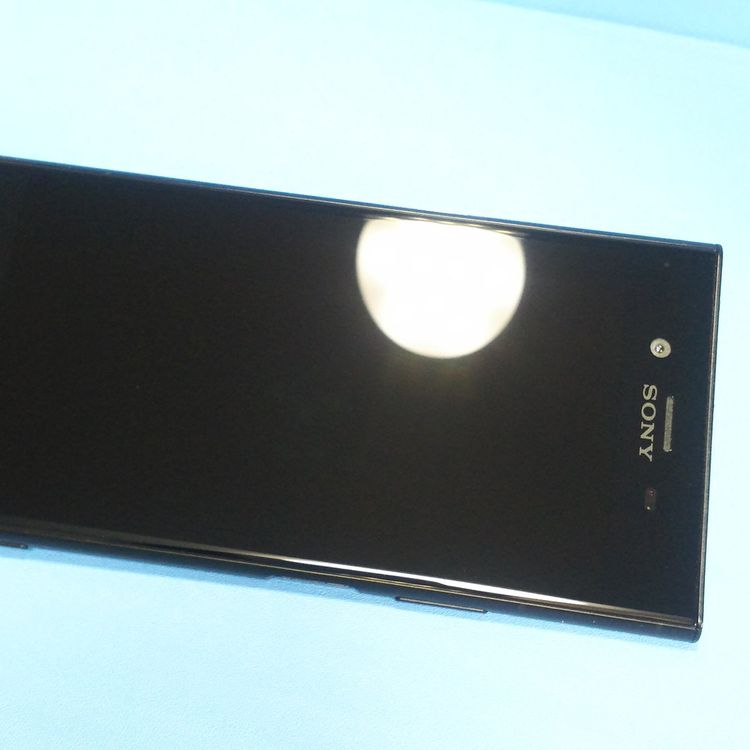 docomo Xperia XZ1 SO-01K Black  758