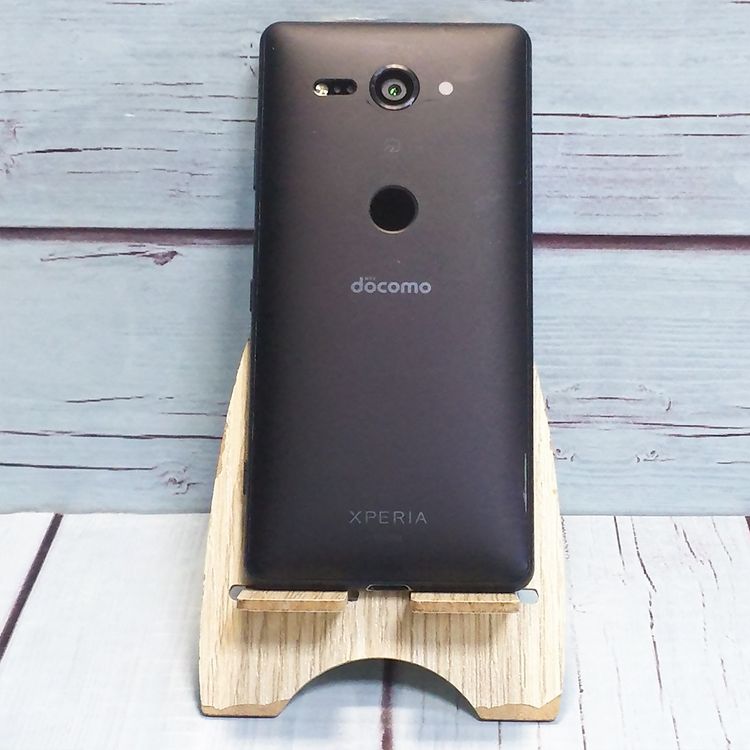 docomo Xperia XZ2 Compact SO-05K ֥å  716