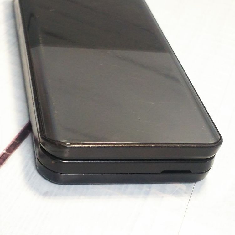 docomo arrows �ٻ��� �������� F-03L �֥�å�  263