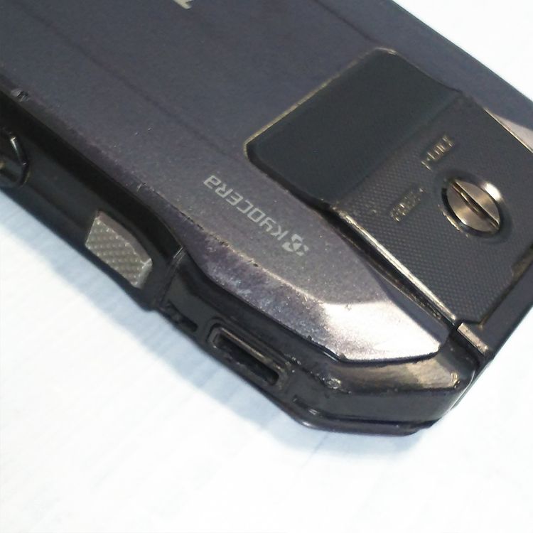 au ������ TORQUE G04 �֥�å� KYV46  703