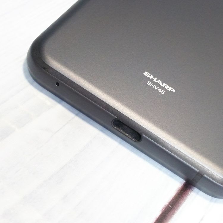 au AQUOS sense3 SHV45 �֥�å�  926