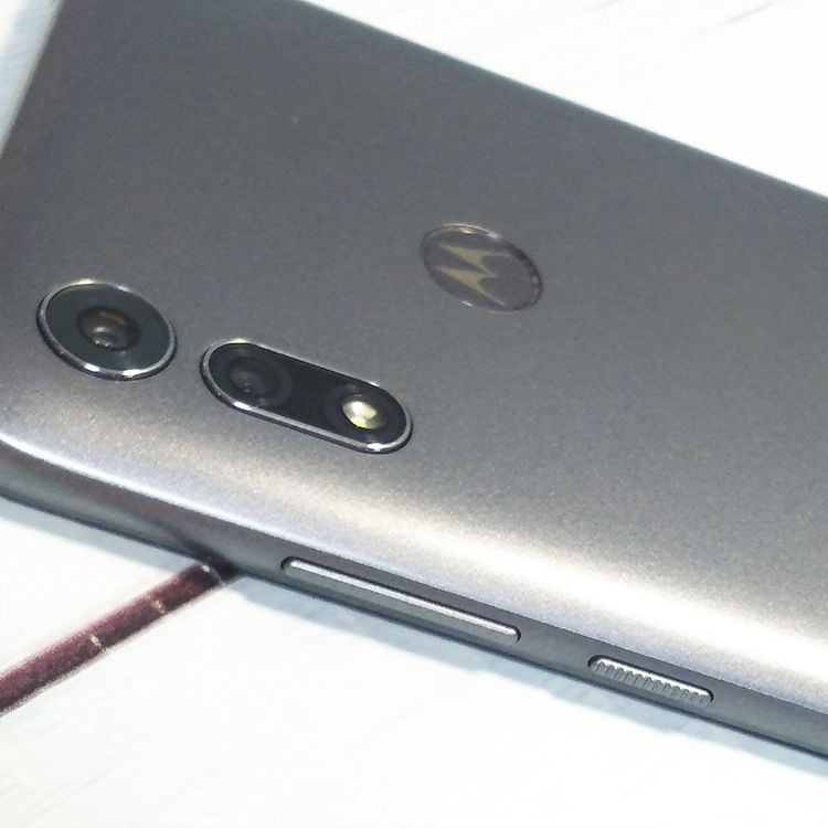 moto e6s ��ȥ����졼 ��ȥ�����  770