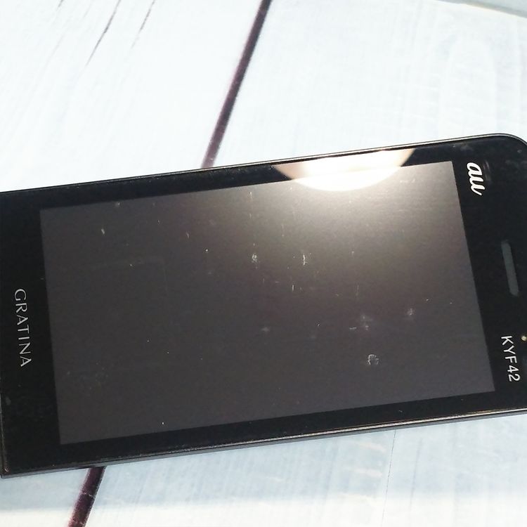 au GRATINA KYF42 �֥�å� ������ SIM���å�  847