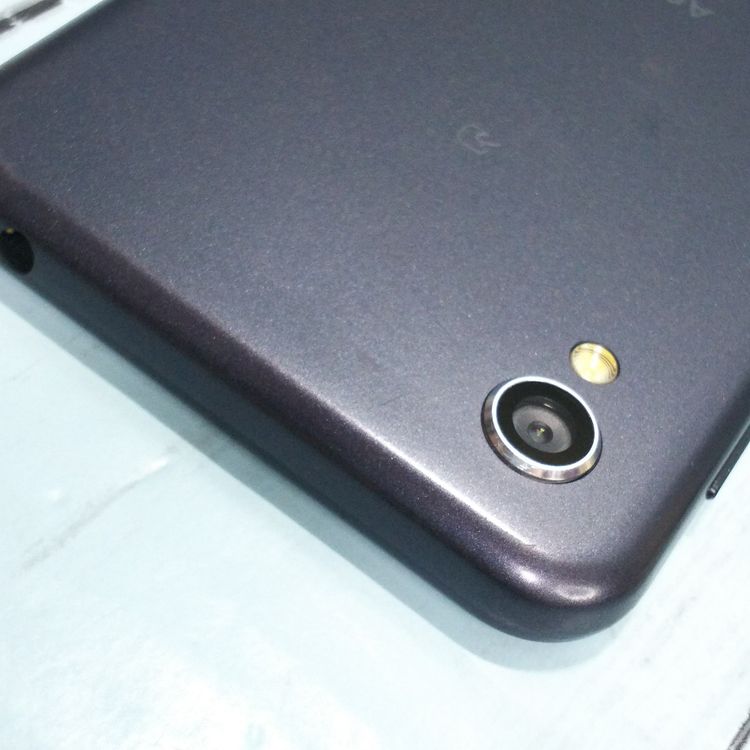 au AQUOS sense2 SHV43 Nuance Black  064