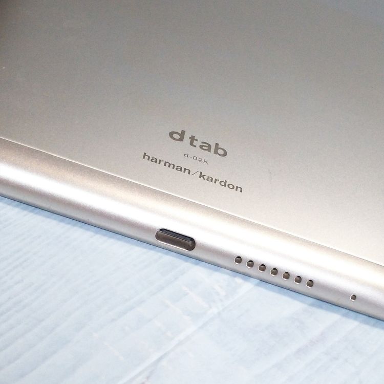 docomo dtab Compact d-02K ������� HUAWEI  206