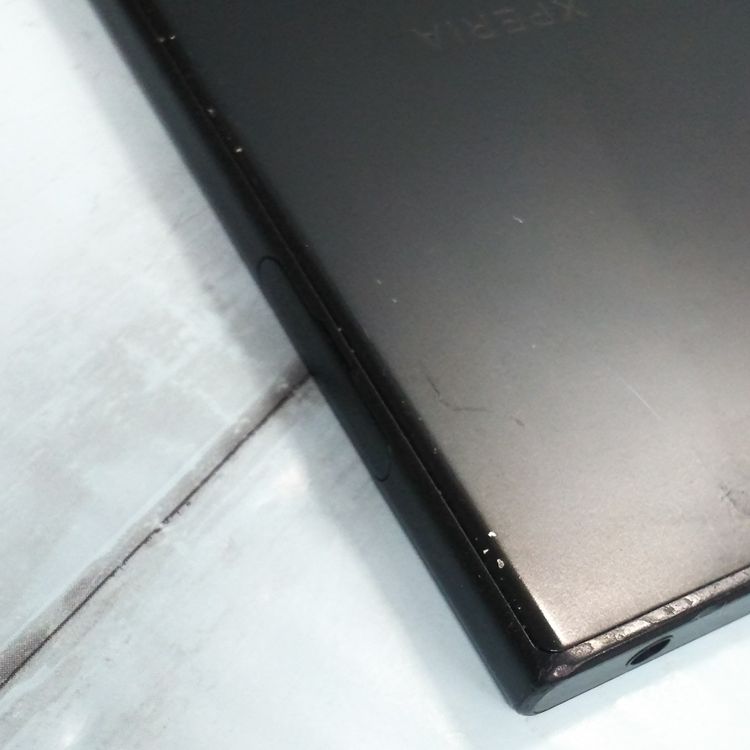 SONY Xperia XZs SOV35 au �֥�å�  776