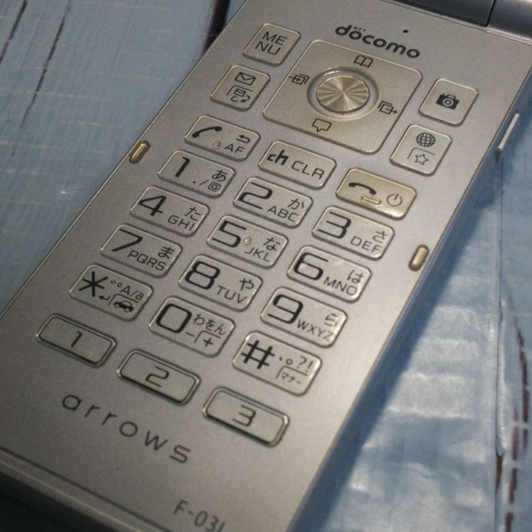 docomo arrows �ٻ��� �������� F-03L ����С�  789