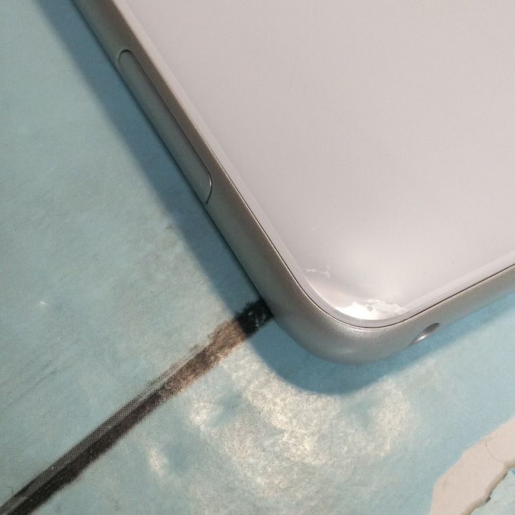 docomo arrows Be F-04K White �ۥ磻��  972