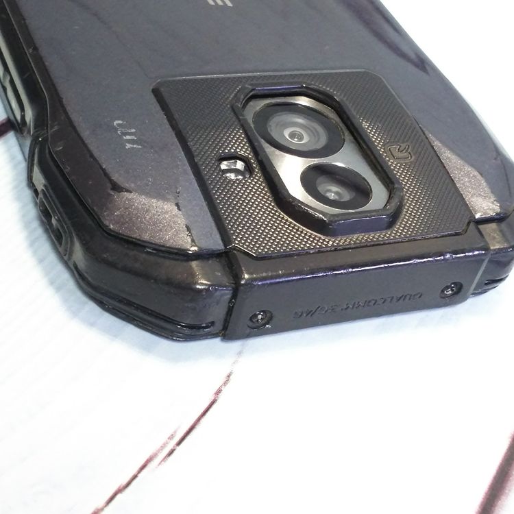 au ������ TORQUE G04 �֥�å� KYV46  554