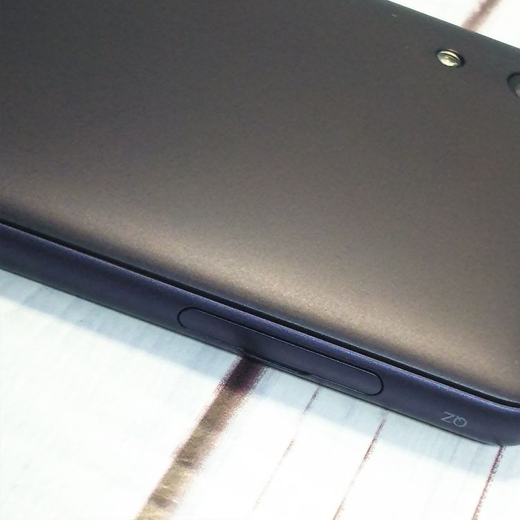 au Qua phone QZ ������ KYV44 ����ǥ���  255