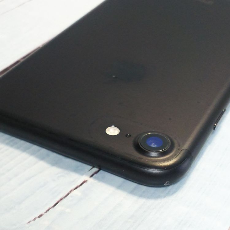 SoftBank iPhone7 32GB �֥�å�  239