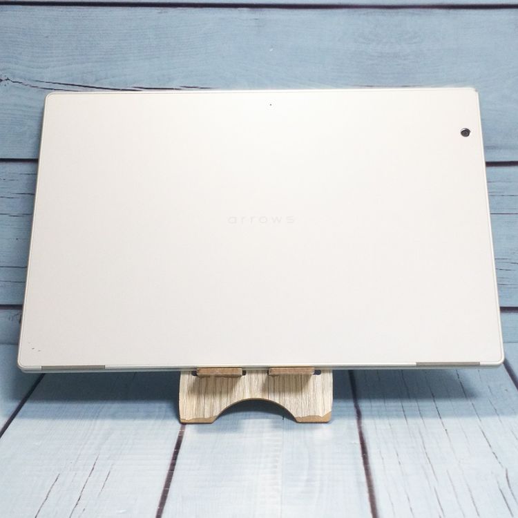 docomo arrows Tab F-02K White �ۥ磻��  810