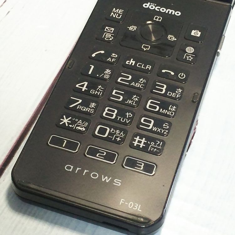 docomo arrows �ٻ��� �������� F-03L �֥�å�  176