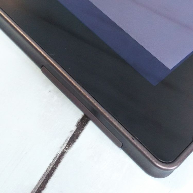 docomo arrows Tab F-02K Black �֥�å�  712