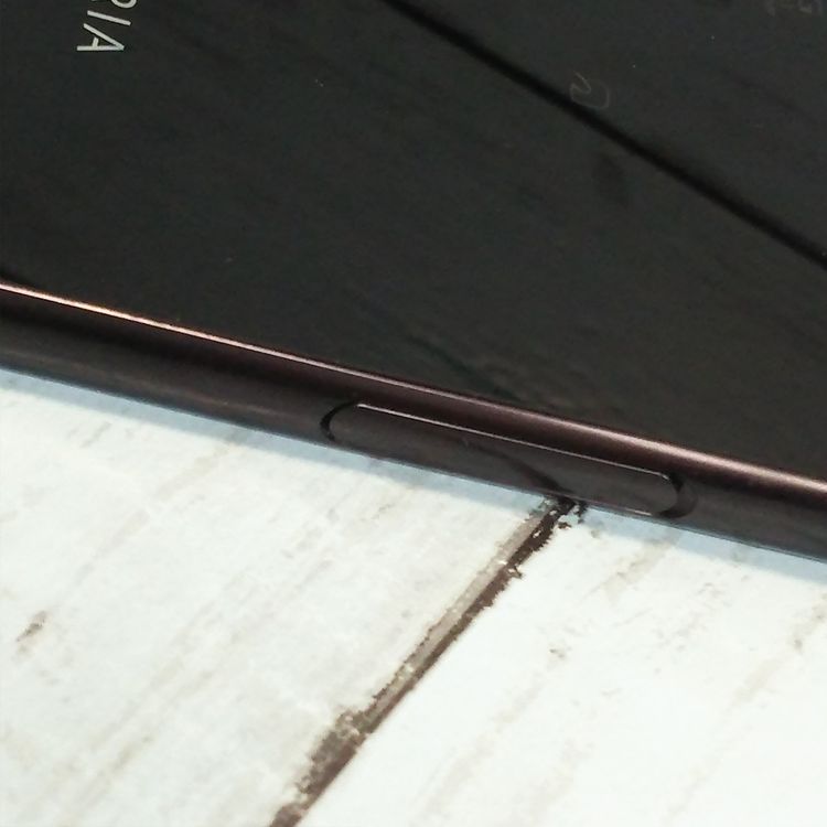 SONY au Xperia Z4 SOV31 Black  275