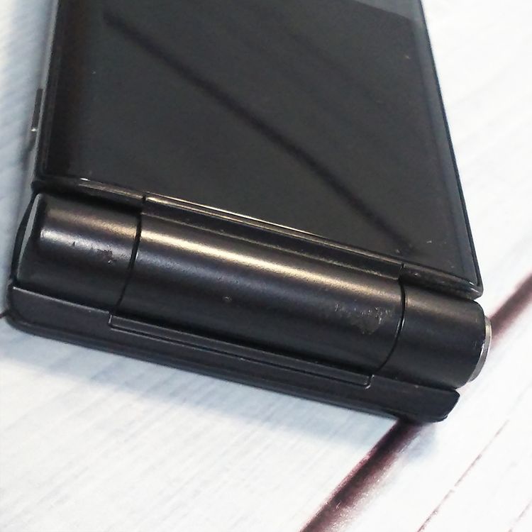 docomo arrows �ٻ��� �������� F-03L �֥�å�  848