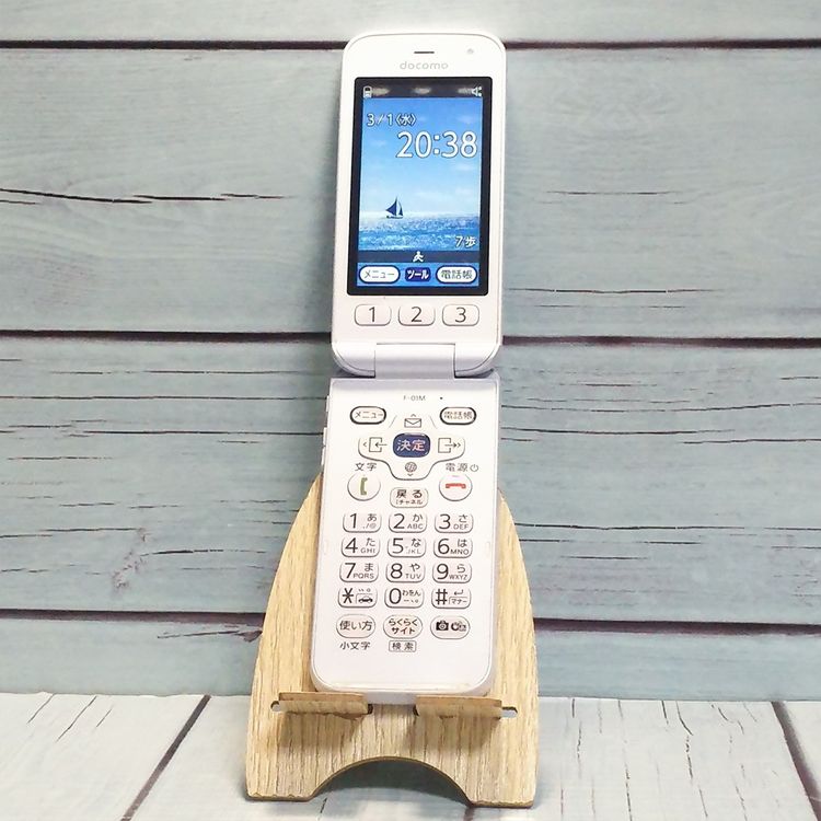 docomo �ٻ��� �餯�餯�ۥ� F-01M �ۥ磻�� [������]  759