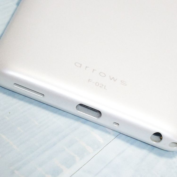 docomo arrows Be3 F-02L �ۥ磻��  454