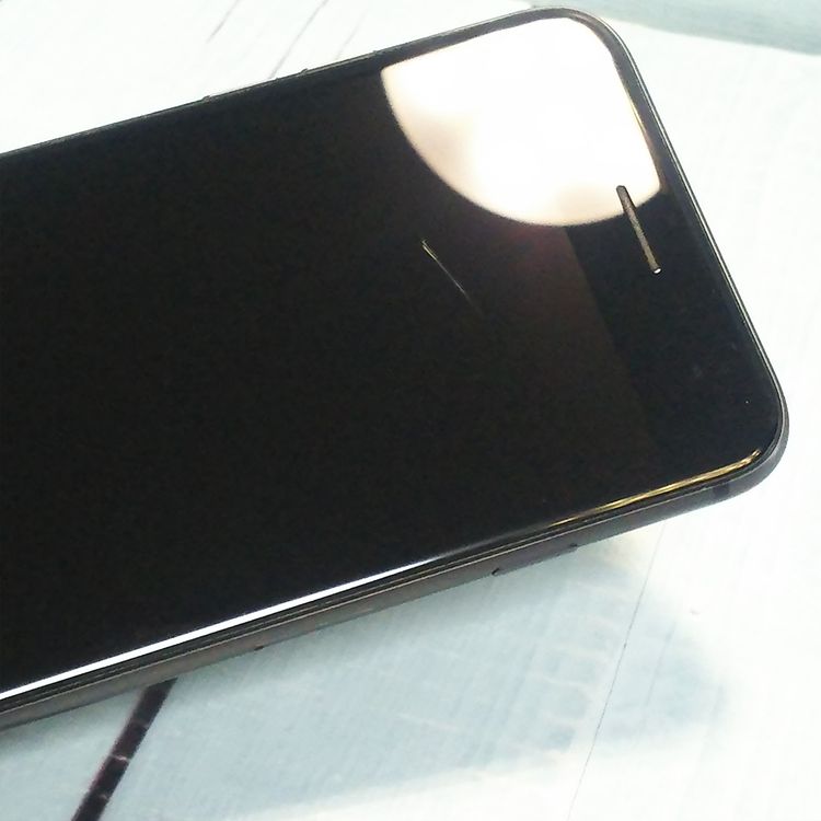 SoftBank iPhone8 64GB ���ڡ������졼  907