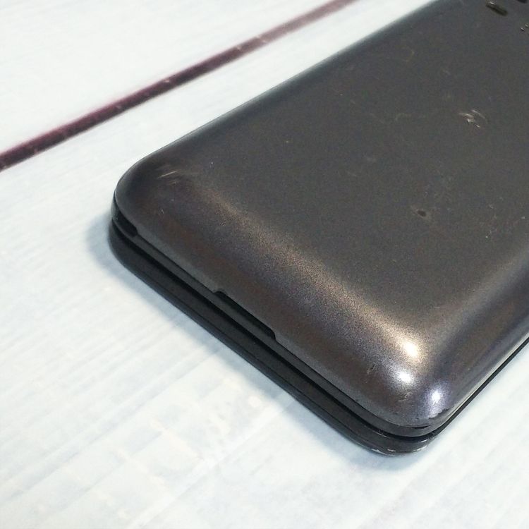 KYOCERA au GRATINA 4G BLACK KYF31  253