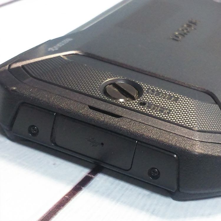 au ������ TORQUE 5G KYG01 �֥�å�  388