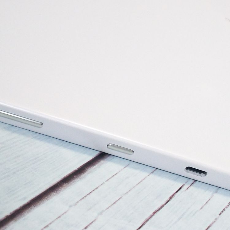 docomo dtab d-41A SHARP Android���֥�å� �ۥ磻��  879