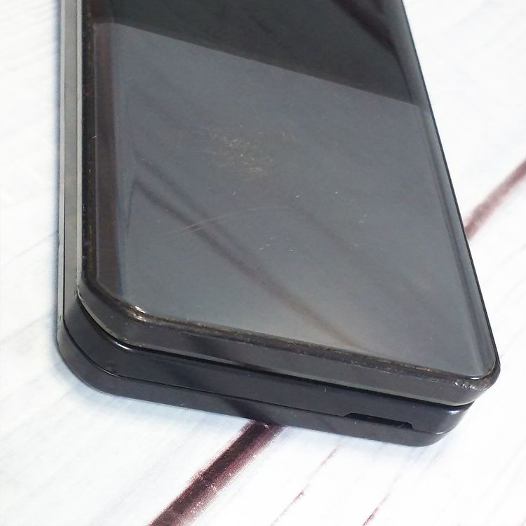 docomo arrows �ٻ��� �������� F-03L �֥�å�  220