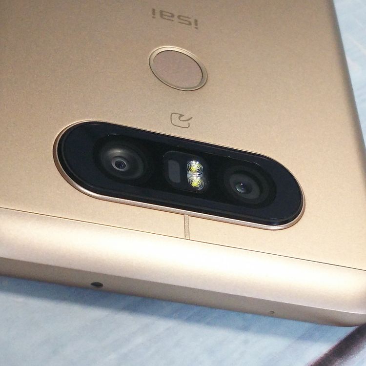 LG au isai Beat LGV34 GOLD �������  ���� 717