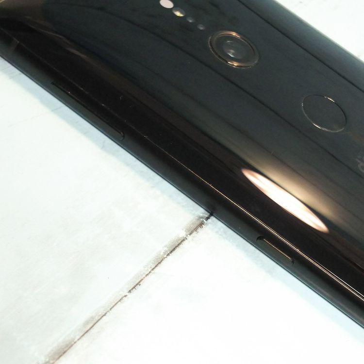 docomo SONY Xperia XZ2 64GB �֥�å� SO-03K  249