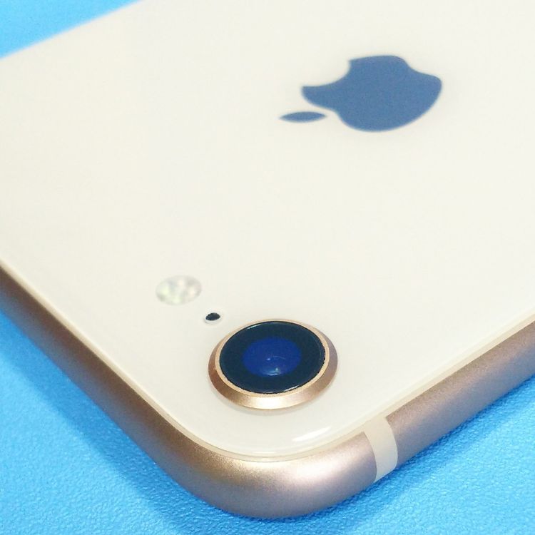 au iPhone8 64GB �������  407
