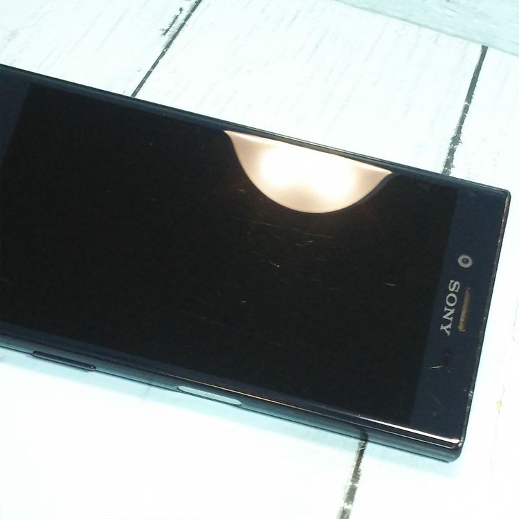 docomo Xperia X Compact SO-02J Universe Black  882