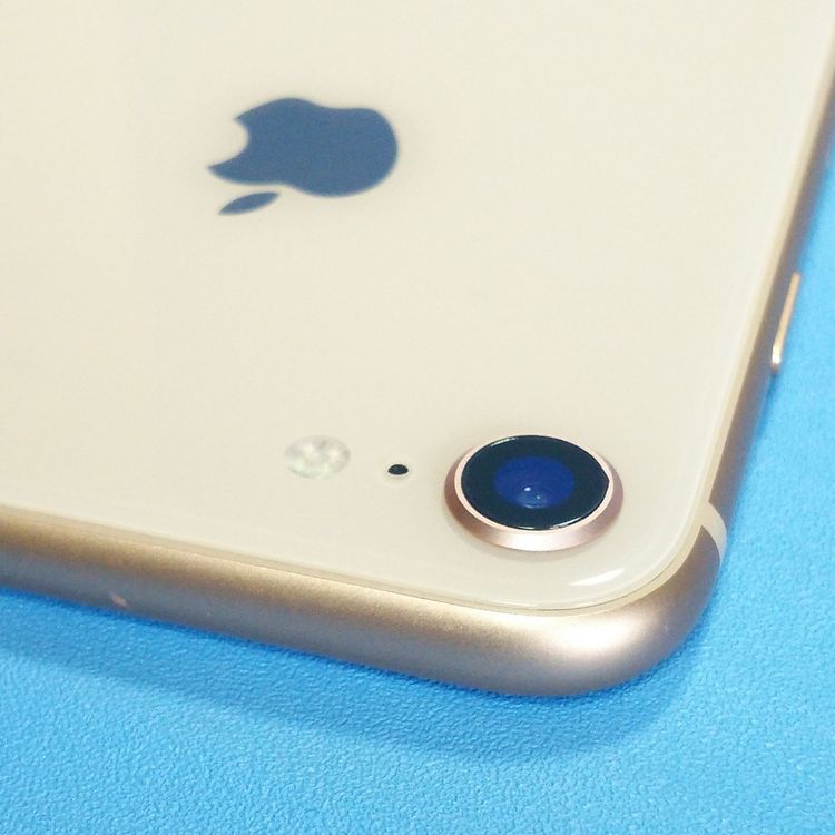 au iPhone8 64GB �������  316