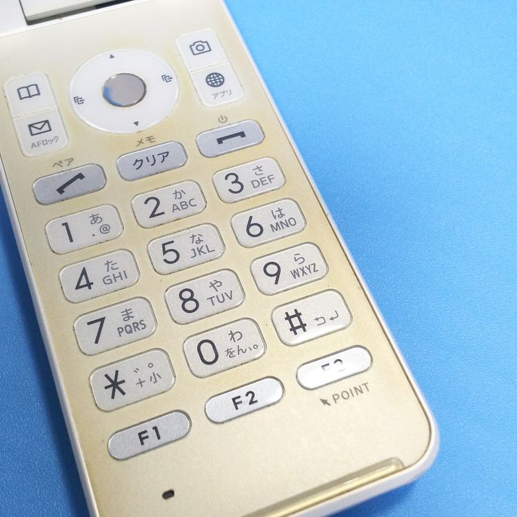 KYOCERA au GRATINA 4G KYF31 White  �ۥ磻��  532
