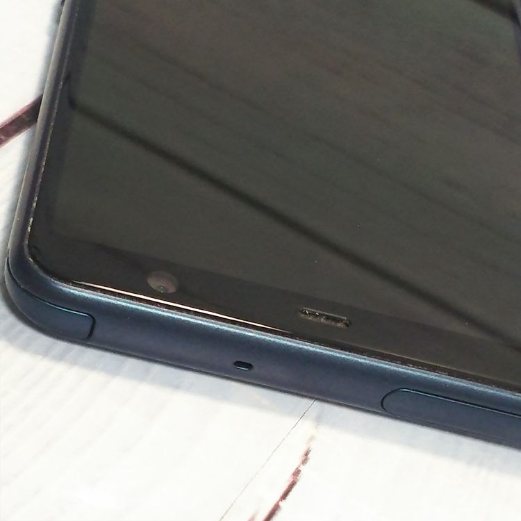 docomo arrows Be3 F-02L �֥�å�  429