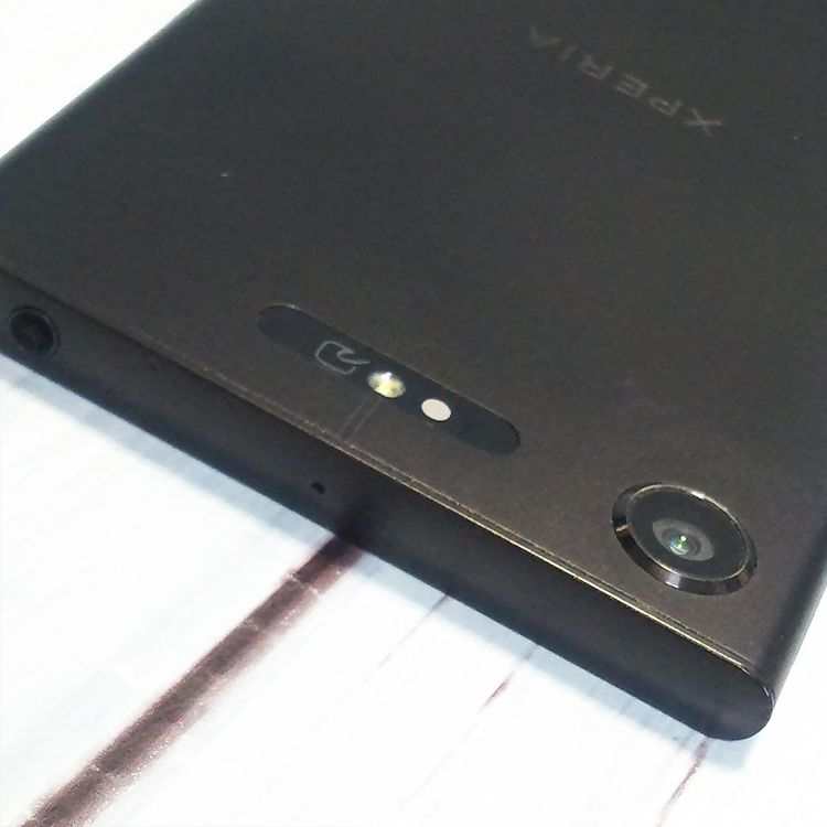 au Xperia XZ1 SOV36 Black  866