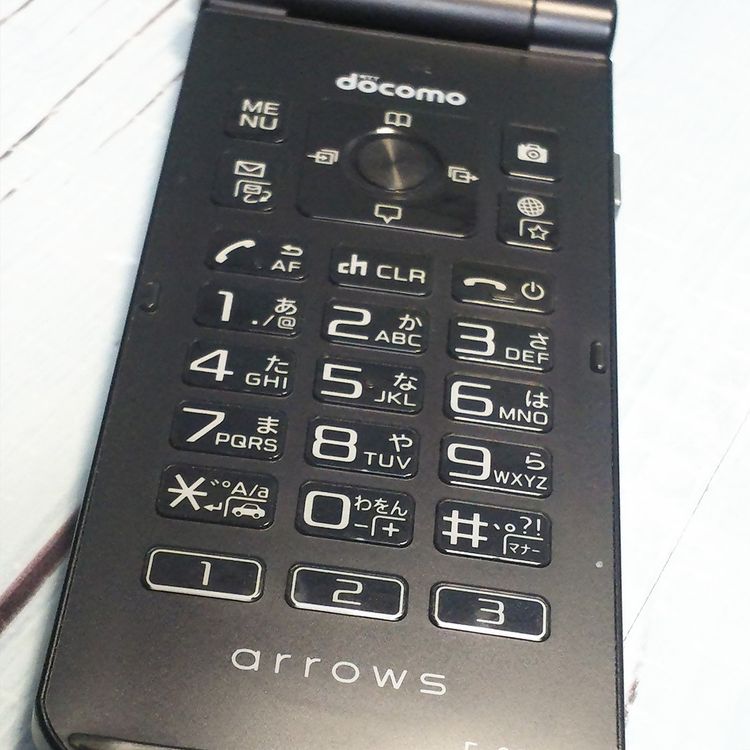 docomo arrows �ٻ��� �������� F-03L �֥�å�  765