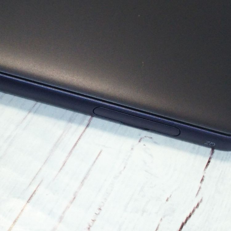 au Qua phone QZ ������ KYV44 ����ǥ���  412