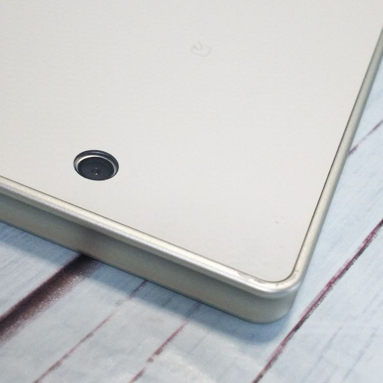 docomo arrows Tab F-02K White �ۥ磻��  958