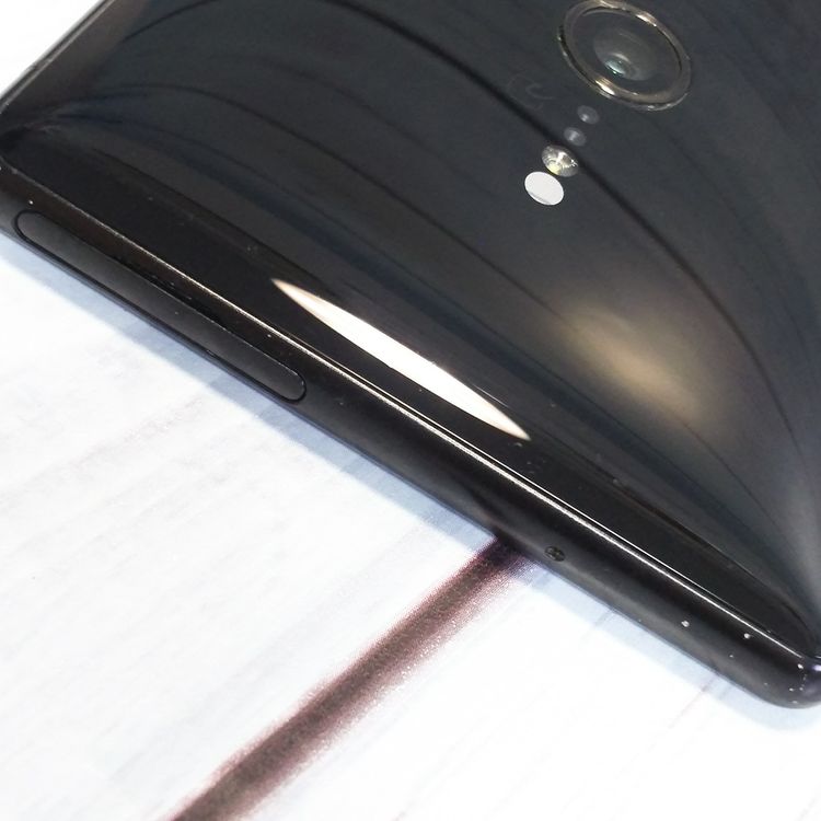 docomo SONY Xperia XZ2 64GB �֥�å� SO-03K  878