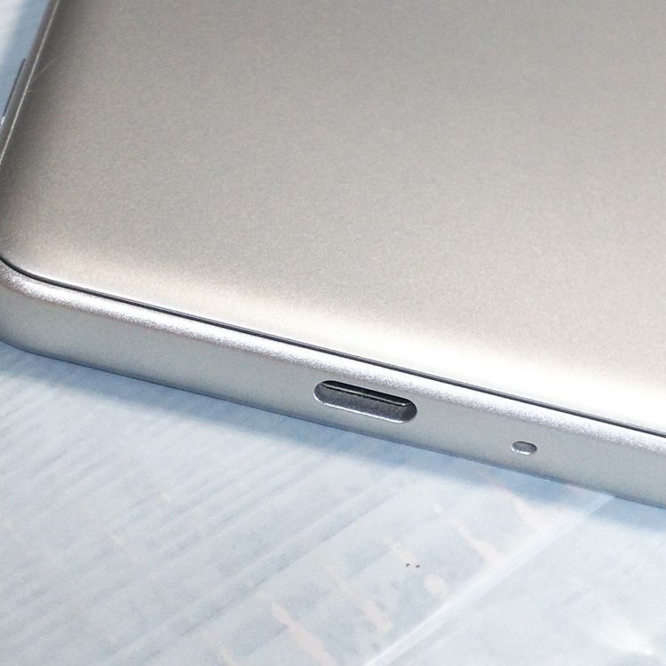 Y!mobile ������ ���󤿤󥹥ޥ� 705KC ����С�  907