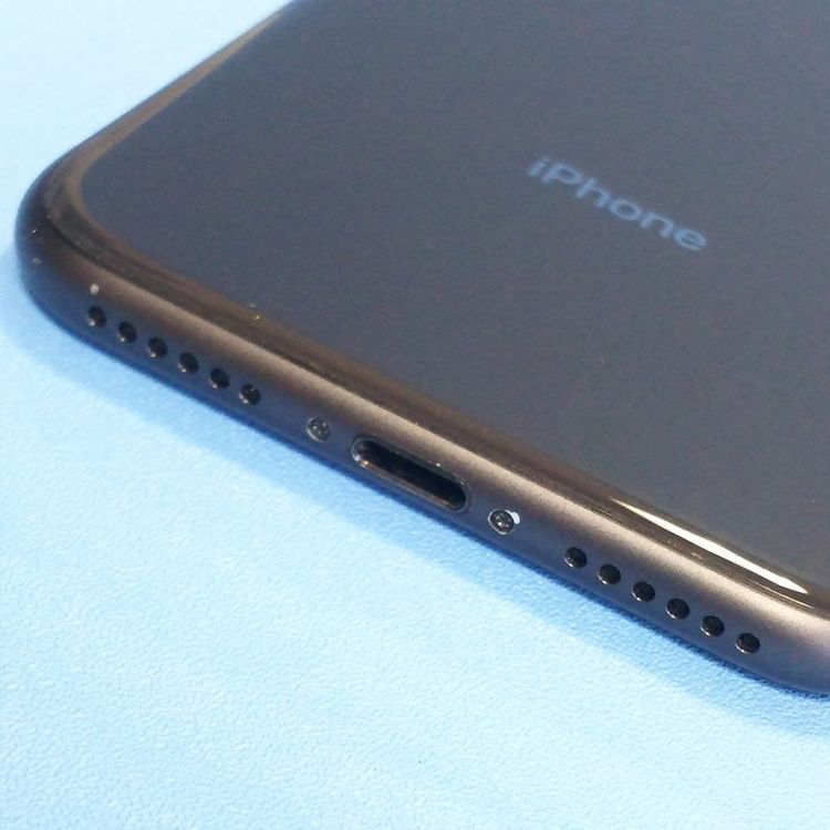 au iPhone8 64GB ���ڡ������졼  963