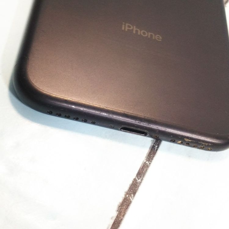 au iPhone7 32GB �֥�å� [�����]  939