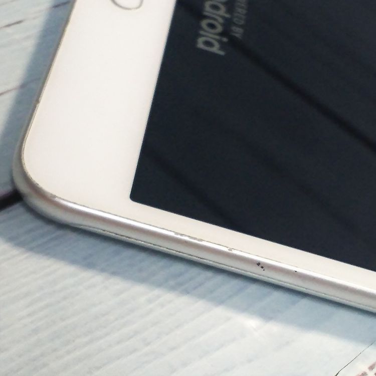 docomo dtab Compact d-02K ����С� HUAWEI  875