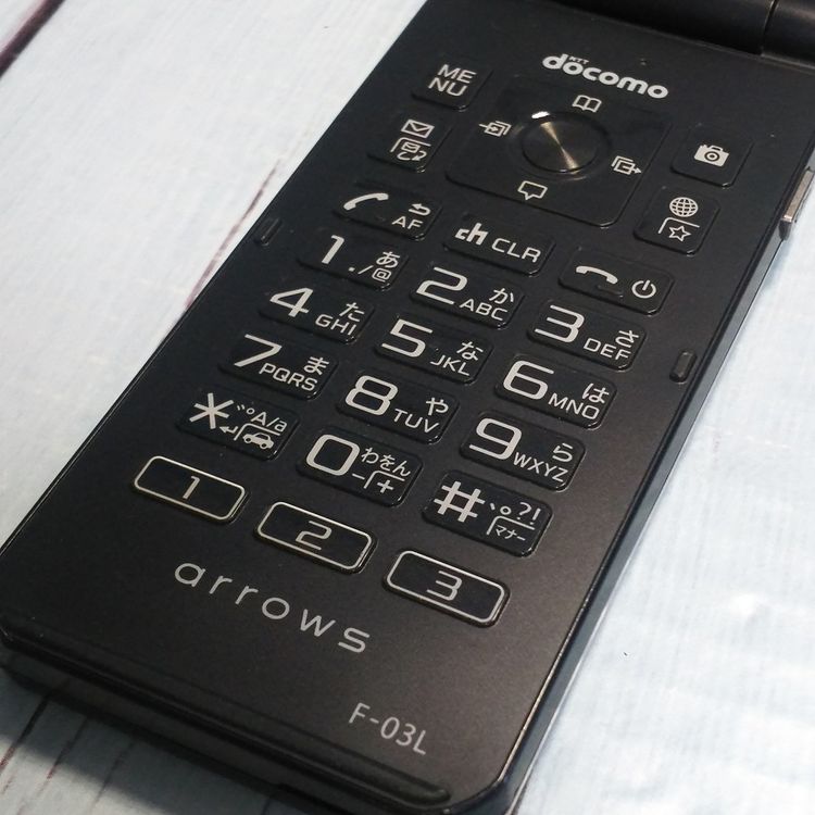 docomo arrows �ٻ��� �������� F-03L �֥�å�  944